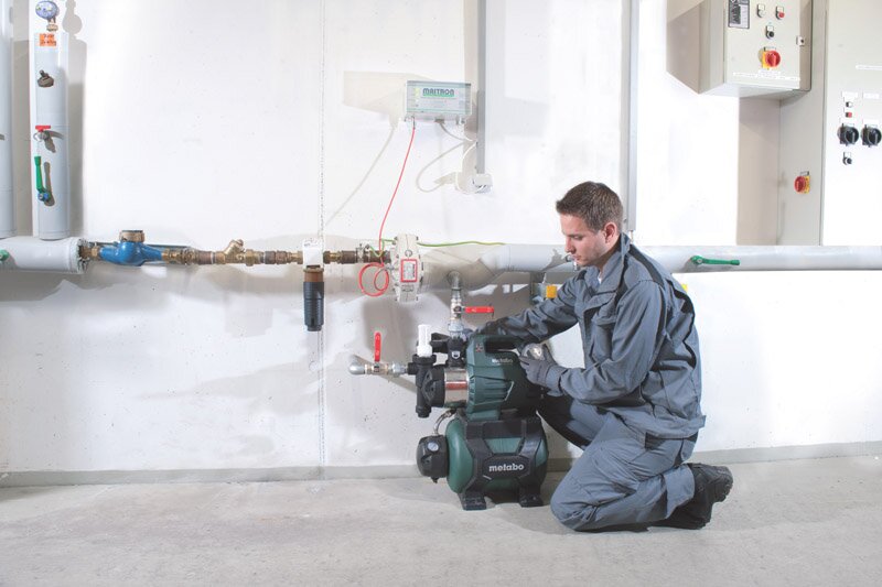Насосна станція METABO HWWI 4500/25 INOX купити в Україні