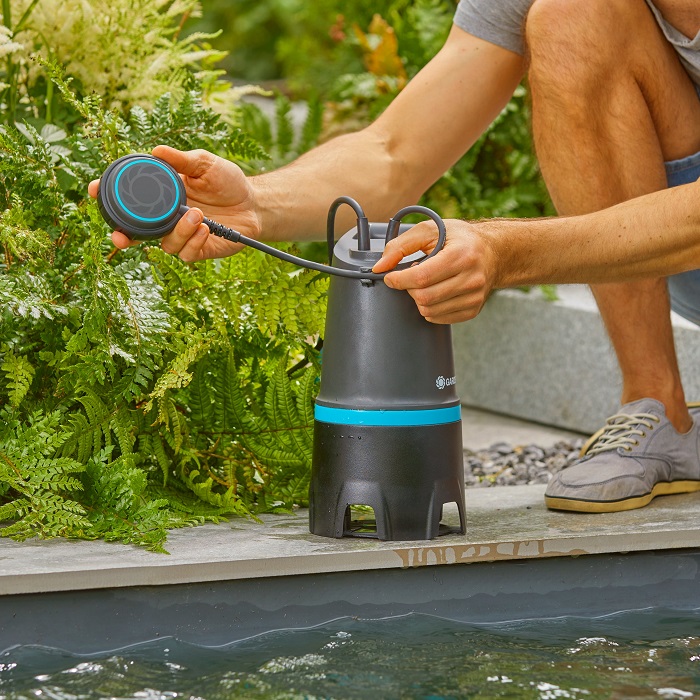 Насос дренажний для брудної води Gardena 20000 Basic (09017-47) купити в Україні