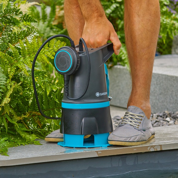 Насос дренажний для чистої/брудної води Gardena 20000 Basic 2-в-1 (09018-47) купити в Україні