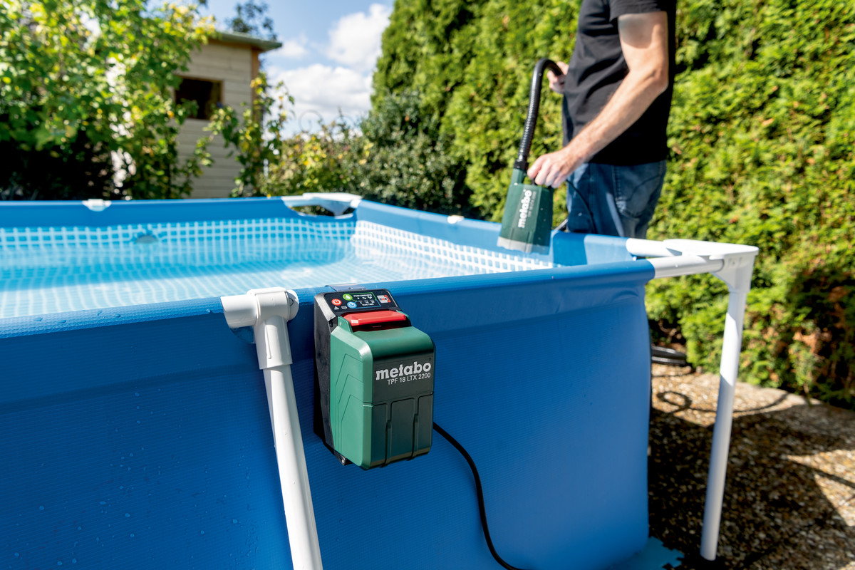 Акумуляторний насос METABO TPF 18 LTX 2200 купити в Україні
